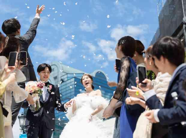 ゲストと楽しく！お姫様のような主役の一日♪の挙式実例画像