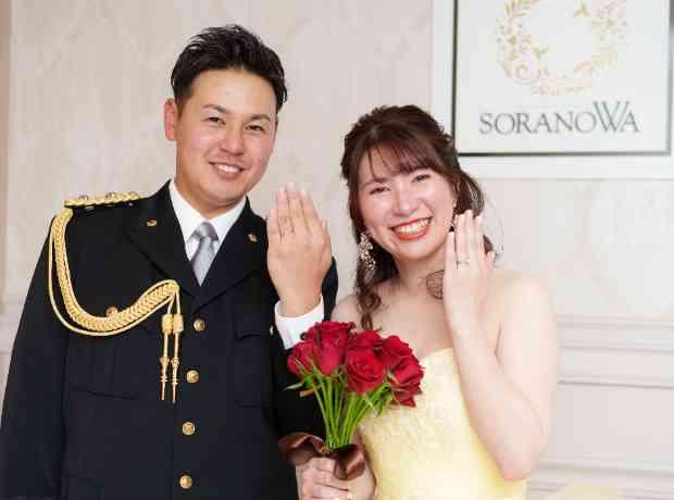 お二人もゲストも愛と笑顔にあふれた結婚式の挙式実例画像