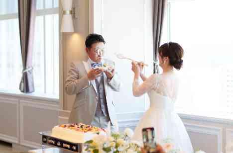 お二人もゲストも愛と笑顔にあふれた結婚式の演出画像