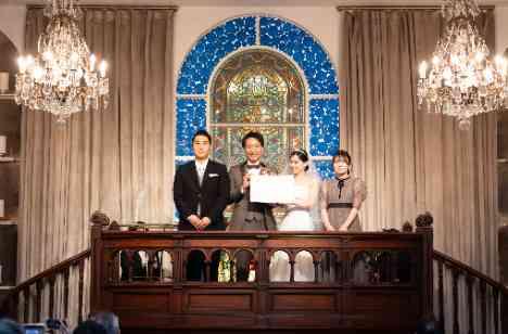 【Family wedding】絆が深まる結婚式の挙式画像
