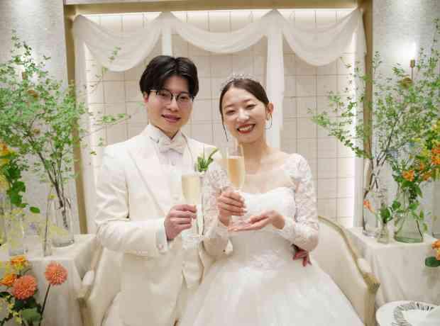 推しカラーでこだわりWedding☆の挙式実例画像