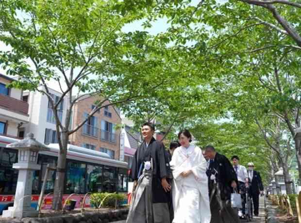 【14名】＆Thanks Weddingの挙式実例画像