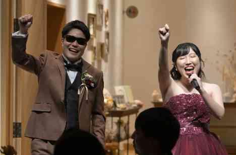 ゲスト皆様との一体感を感じられる結婚式にの披露宴画像