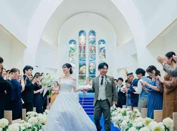 これまで関わってきた人たちへ感謝の気持ちを伝える日の挙式実例画像