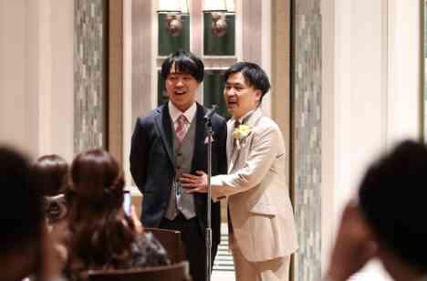 【笑う門には福来る】笑いの溢れた結婚式の披露宴画像