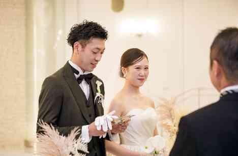 感謝の想いをカタチに…笑顔溢れる結婚式の準備・打ち合わせ画像