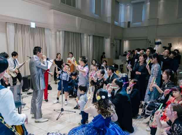 ゲストとの一体感を実現！～ライブ会場ウェディング～の挙式実例画像