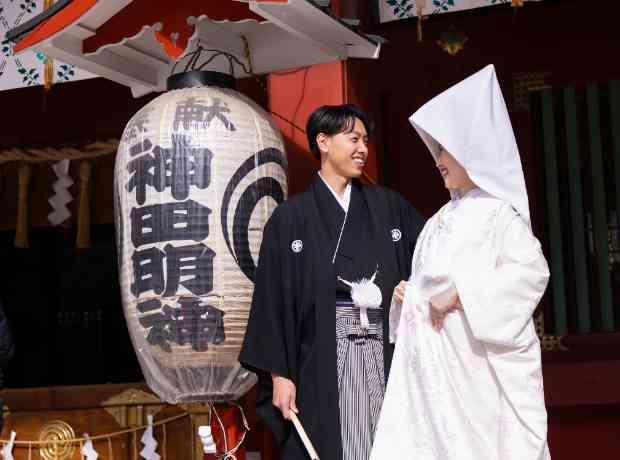 厳かな神前式と感謝を伝えるアットホームなパーティの挙式実例画像