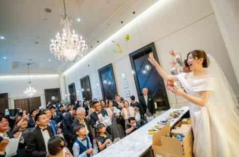 老若男女楽しんでいただけるカジュアルなパーティーの挙式画像