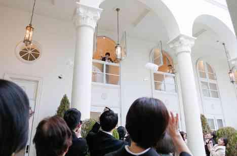大切な人たちと過ごすハッピーで非日常な一日の演出画像