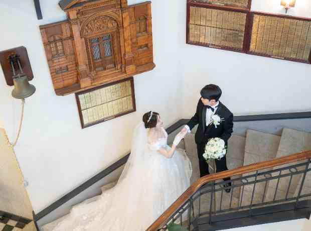 ゲストに楽しんでもらえるようこだわりで溢れた結婚式の挙式実例画像