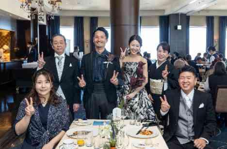 ゲストみんなを盛り上げる、にぎやかweddingの披露宴画像