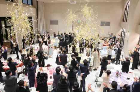カラフル！フェス！お二人の大好きを盛り込んだ一日の演出画像