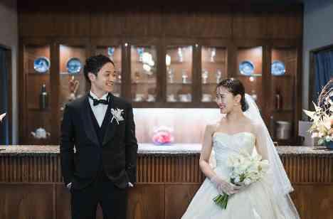 みんなの温かい笑顔が溢れる結婚式・披露宴の挙式画像