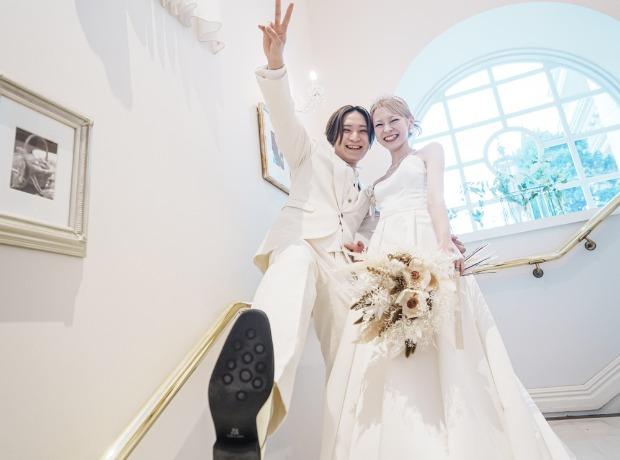 新郎新婦とお二人のお子様との結婚式ストーリーの挙式実例画像