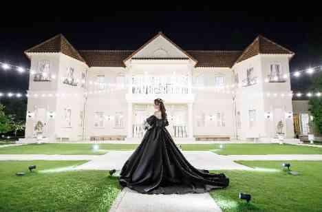 Luxury Night Weddingの挙式画像