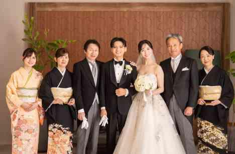 上質と温もりが調和するWEDDINGの演出画像