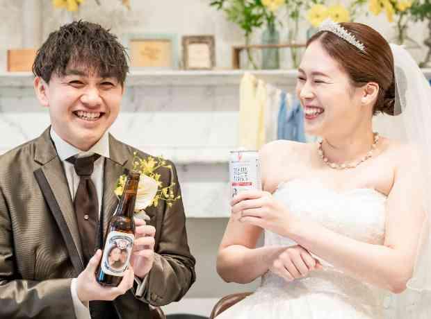 お酒が大好きな二人の「宴」のような結婚式の挙式実例画像