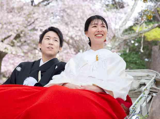 金霞にほほえむ白妙の百合～想い出に残る一日を～の挙式実例画像