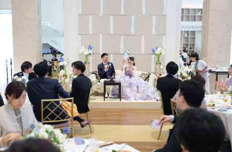 【 70名 Party 】 Aprilの披露宴画像