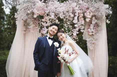 おふたりらしいオリジナリティあふれる結婚式の挙式画像