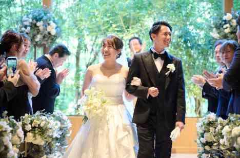 サプライズとビッグスマイルが溢れる結婚式!の挙式画像
