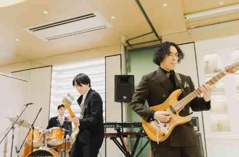 Liveの後の余韻がずっと続くような1日に・・・の披露宴画像