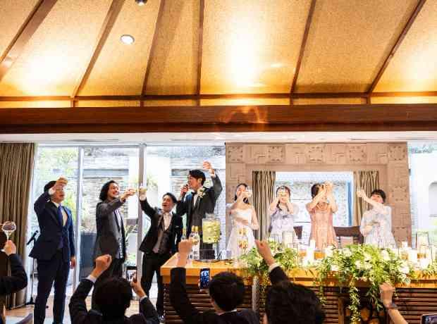 ゲスト参加型で世界に一つの二人らしい結婚式の挙式実例画像