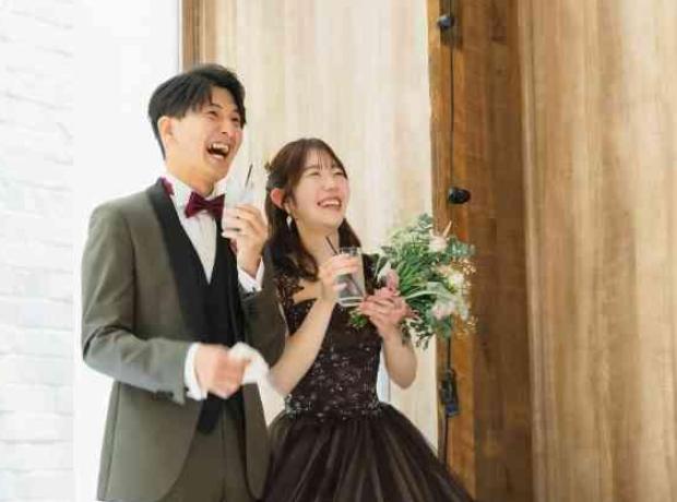 　「　～　しあわせの木もれ陽　～　」　の挙式実例画像