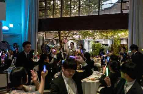 感謝の想いを込めたNight Weddingの披露宴画像