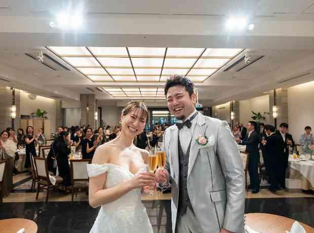 大聖堂と上質空間で叶える大人のクラシカル婚の挙式実例画像