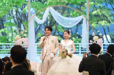 ゲスト想いのおふたりが創りあげる結婚式の披露宴画像
