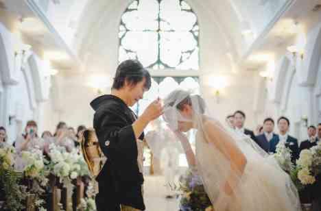 言葉よりも深く届く、やさしさに包まれた結婚式の挙式画像