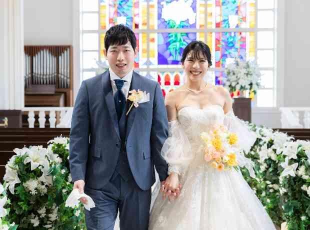 サプライズいっぱい♡ゲストと一緒に楽しむ結婚式の挙式実例画像