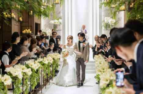 来てくれた皆様に「ありがとう」を伝える結婚式♡の挙式画像