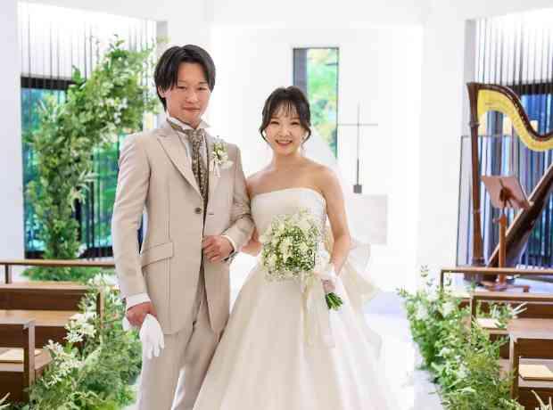 軽井沢の紅葉を楽しむ！アットホームな家族婚が叶うの挙式実例画像