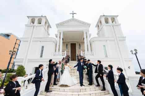 感動と笑顔が詰まった特別なWeddingの挙式画像