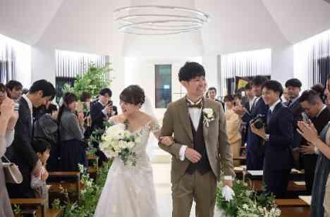 お二人らしさ満載!ゲスト参加型のご結婚式の挙式画像
