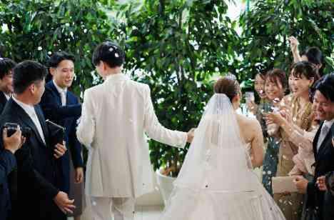 好きと想いを形に、ゲストと楽しむ私たちらしい結婚式の準備・打ち合わせ画像