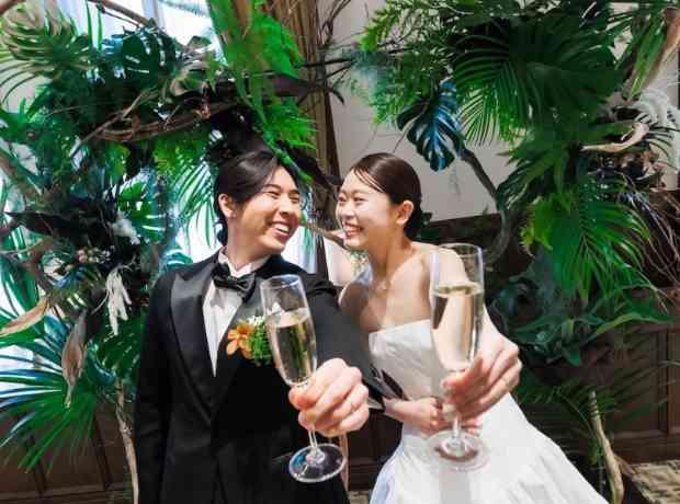 大切な人とそれぞれ過ごす贅沢な2部制パーティーの挙式実例画像