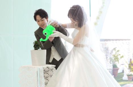 絆を大切に！笑顔溢れるオリジナルウェディングの挙式画像