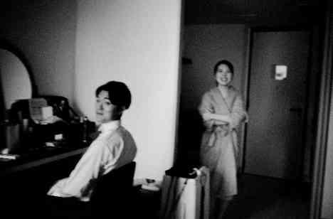 -With Guest-　景色のお色直しを楽しむ夜の準備・打ち合わせ画像