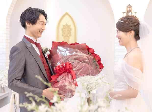 他にはない空間と演出で自分たちだけの結婚式にの挙式実例画像