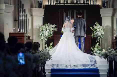 「ゲストに楽しんでもらい感謝を伝える」結婚式の挙式画像