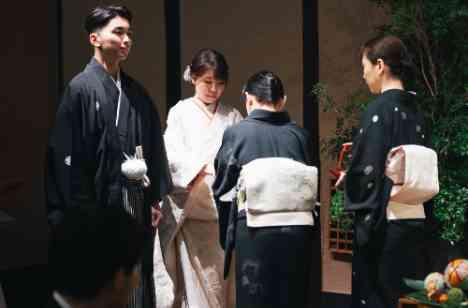 ゲストの想いと共にご縁を大切にされた結婚式の挙式画像