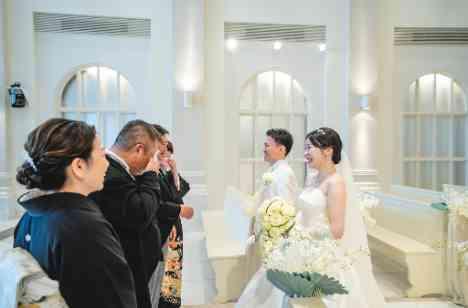 ゲスト1人1人に楽しんでもらう結婚式の挙式画像