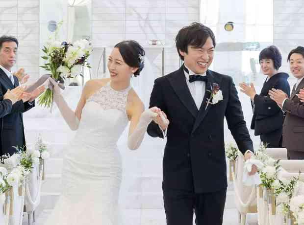 ふたりらしさが光る心温まる祝福のひとときの挙式実例画像