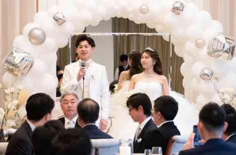 【家族の絆】雨の中での拘りweddingの披露宴画像