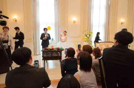 【90名Party】ゲストが喜ぶ結婚式の挙式画像