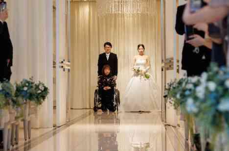 大切な時間を形に込めたオリジナルWeddingの挙式画像